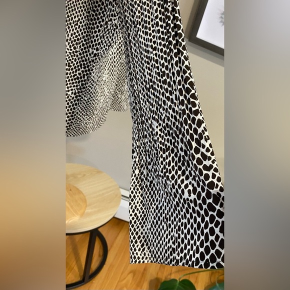 Apt 9 Button Up Blouse - Picture 8 of 8